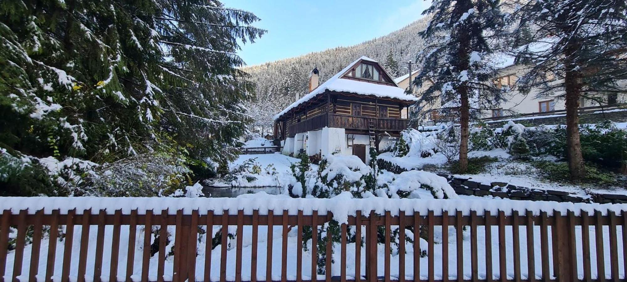 Drevenica Inga Villa Stare Hory Luaran gambar